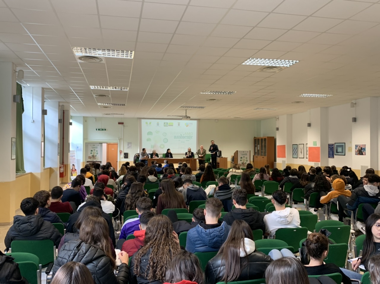 Ragusa: al Liceo Fermi l’incontro “Ripartiamo dall’ambiente”. Gli studenti protagonisti della transizione ecologica