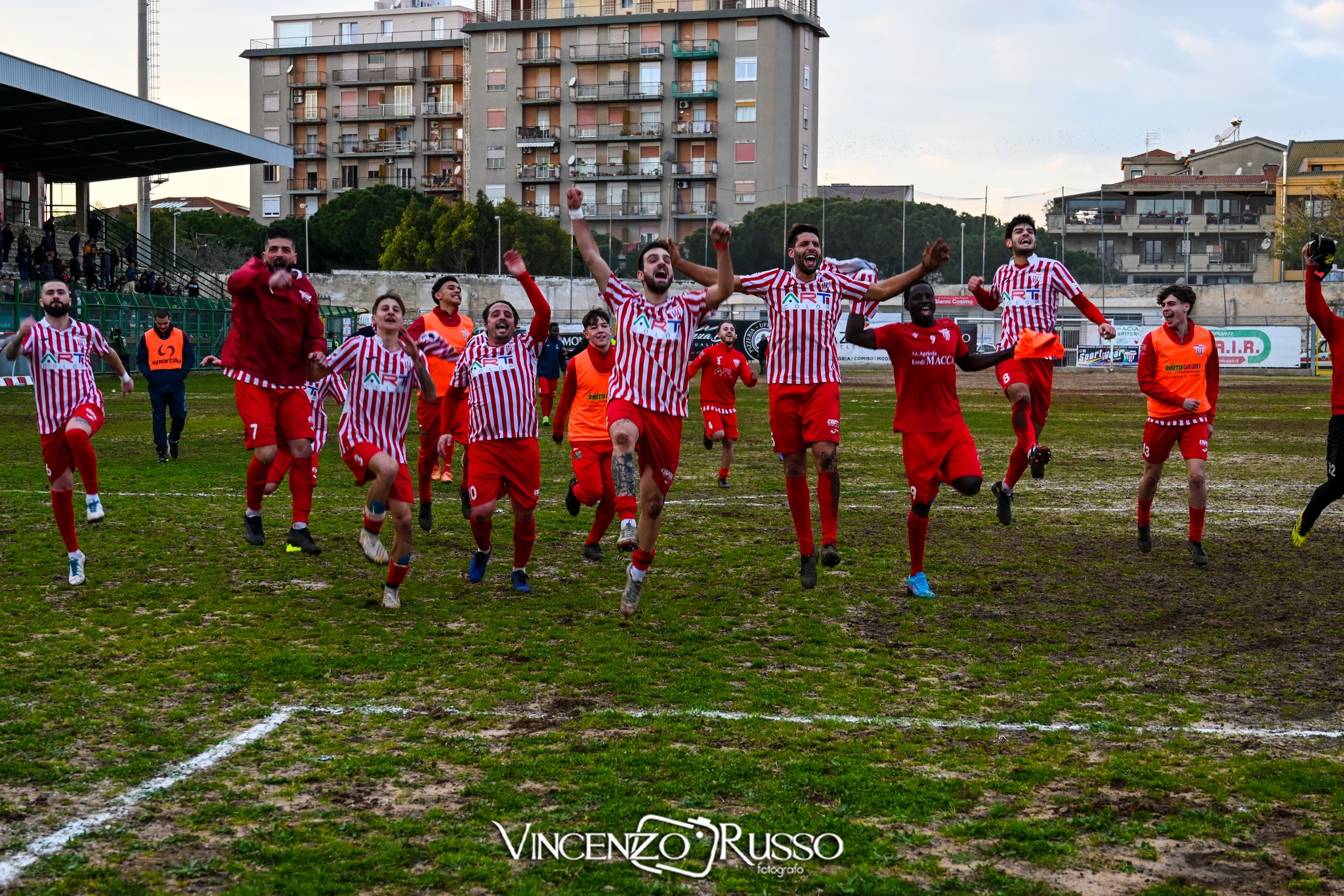 Il Vittoria ora ci crede, domenica lo scontro verità con la capolista FCM Misterbianco, indetta la giornata biancorossa