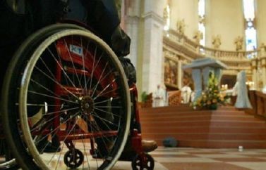 Provvidenza: “Quante sono le parrocchie inclusive con i disabili non vedenti e sordi nella Diocesi di Noto?” Appello al nuovo Vescovo
