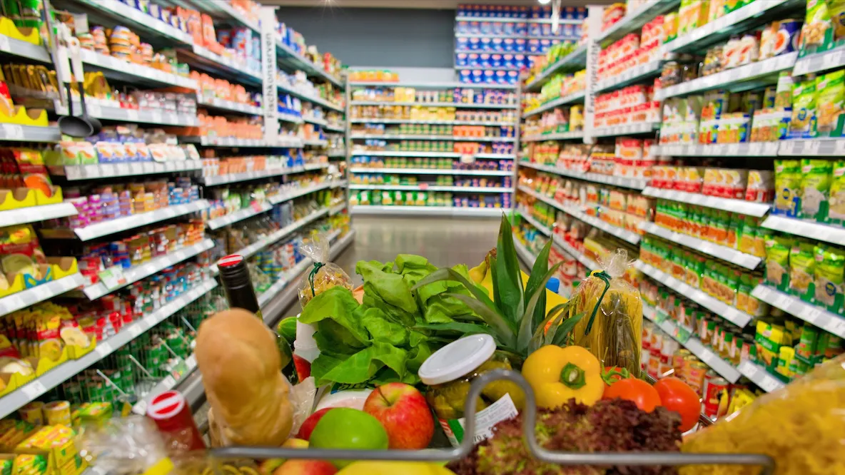 Fusione tra sei società del gruppo Radenza. Gestiscono supermercati in quattro province