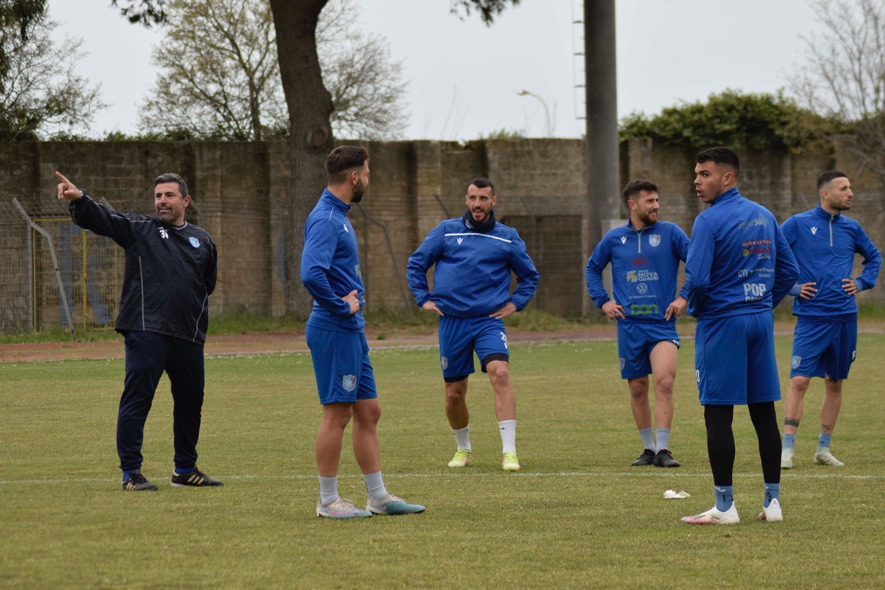 Il Ragusa al “Liotta” con un solo risultato, battere il Licata per sperare di evitare i play out, Raciti: “Dipende tutto da noi”