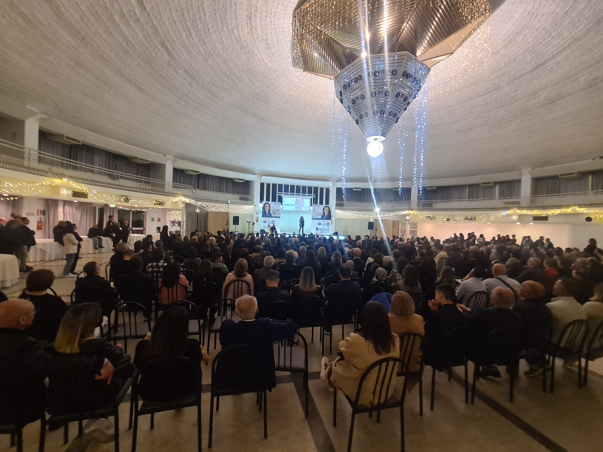 Comiso: una grande festa per la ricandidatura a Sindaco di Maria Rita Schembari