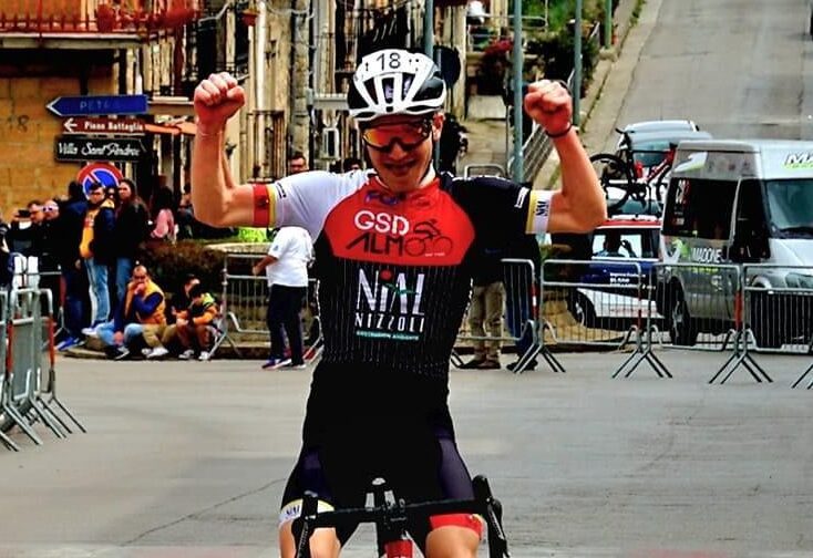 Ciclismo: la Almo Nial Nizzoli protagonista anche a Castellana Sicula, Luca Brancato vince la “Gran fondo delle Madonie”