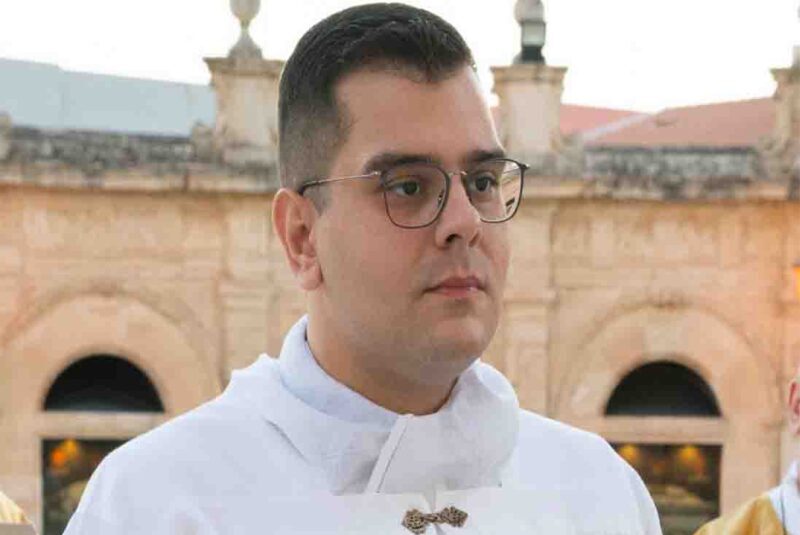 Ispica: il 15 aprile don Christopher Fava diventa sacerdote, prima ordinazione per Mons. Rumeo