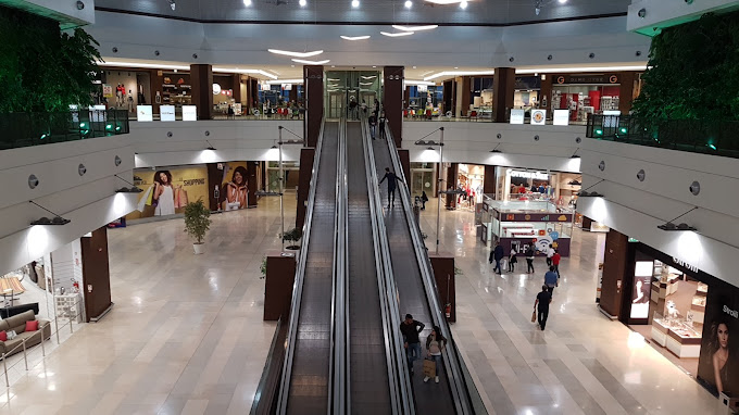 Centro commerciale di Modica aperto a Pasqua: immediato intervento della Filcams CGIL