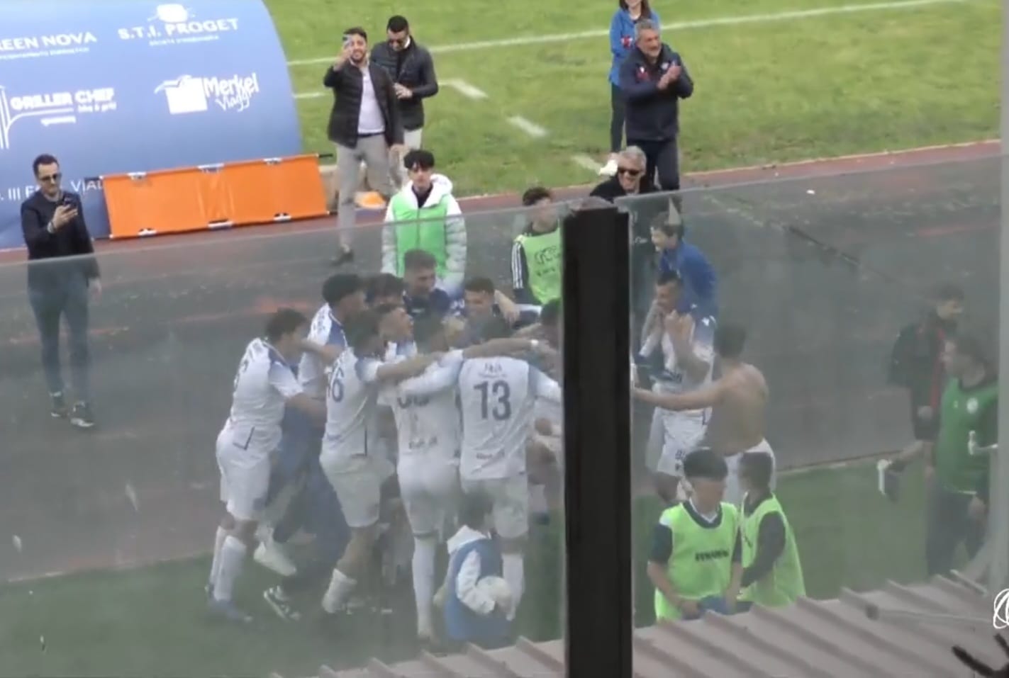 Il Ragusa “asfalta” il Real Aversa, gli azzurri battono con punteggio tennistico i campani e restano in serie D