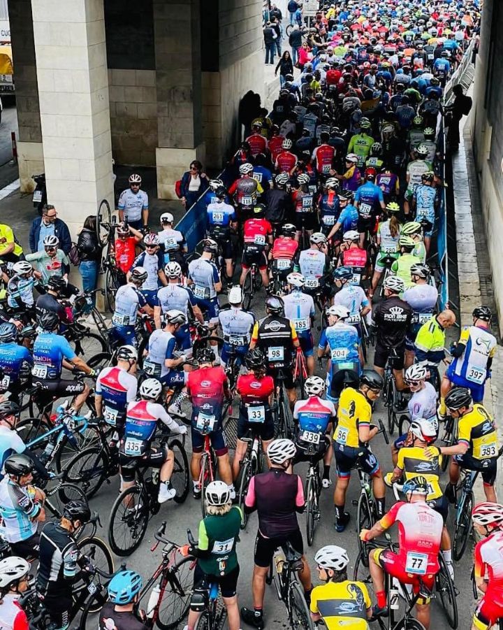 Ciclismo: Francesco Romano e Alessia Antoci vincono la prima edizione della “Granfondo Città di Ragusa”