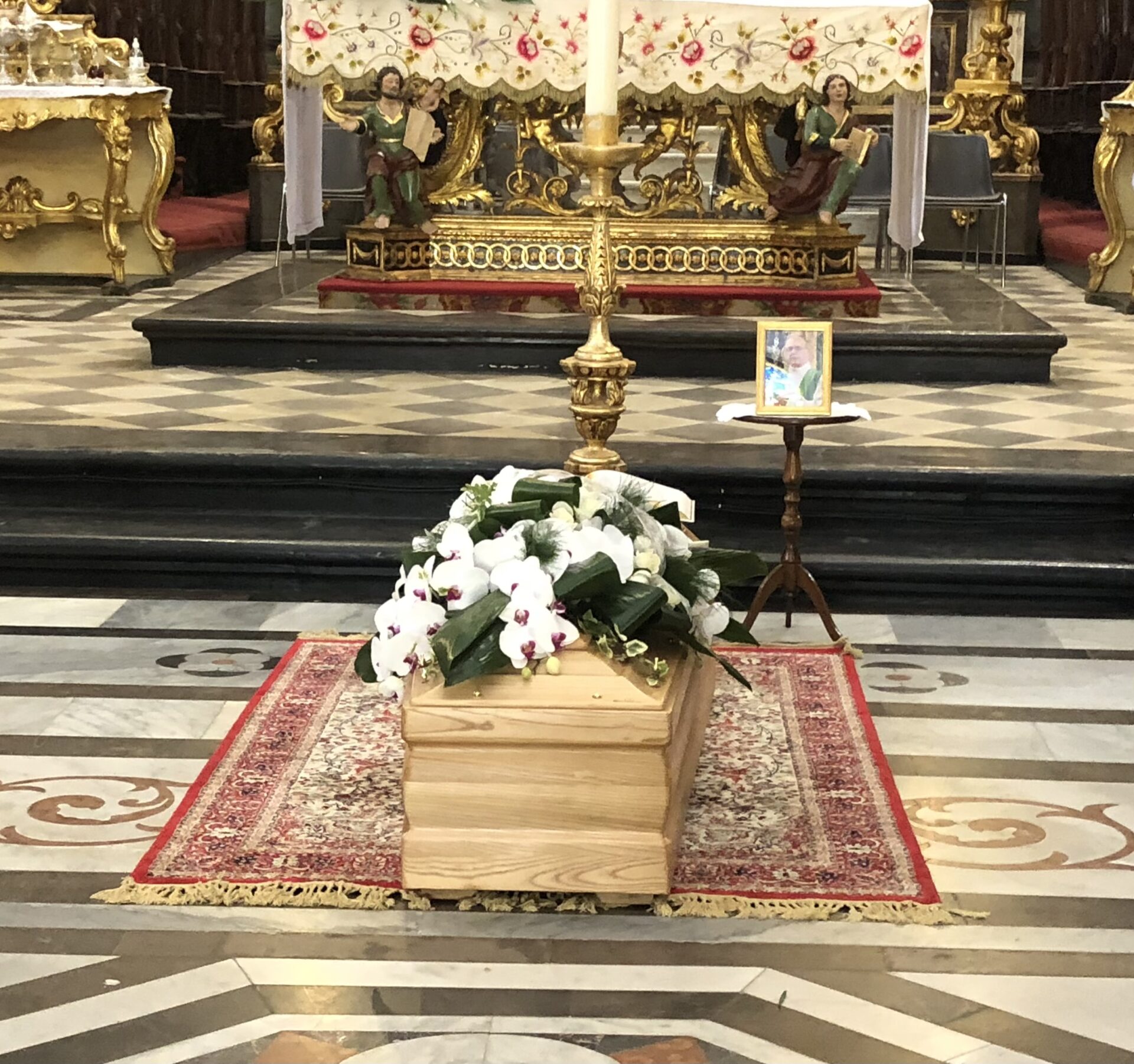Modica, ultimo saluto a Don Umberto Bonincontro. Il Vescovo: “Un evangelizzatore che comunicava con fascino”