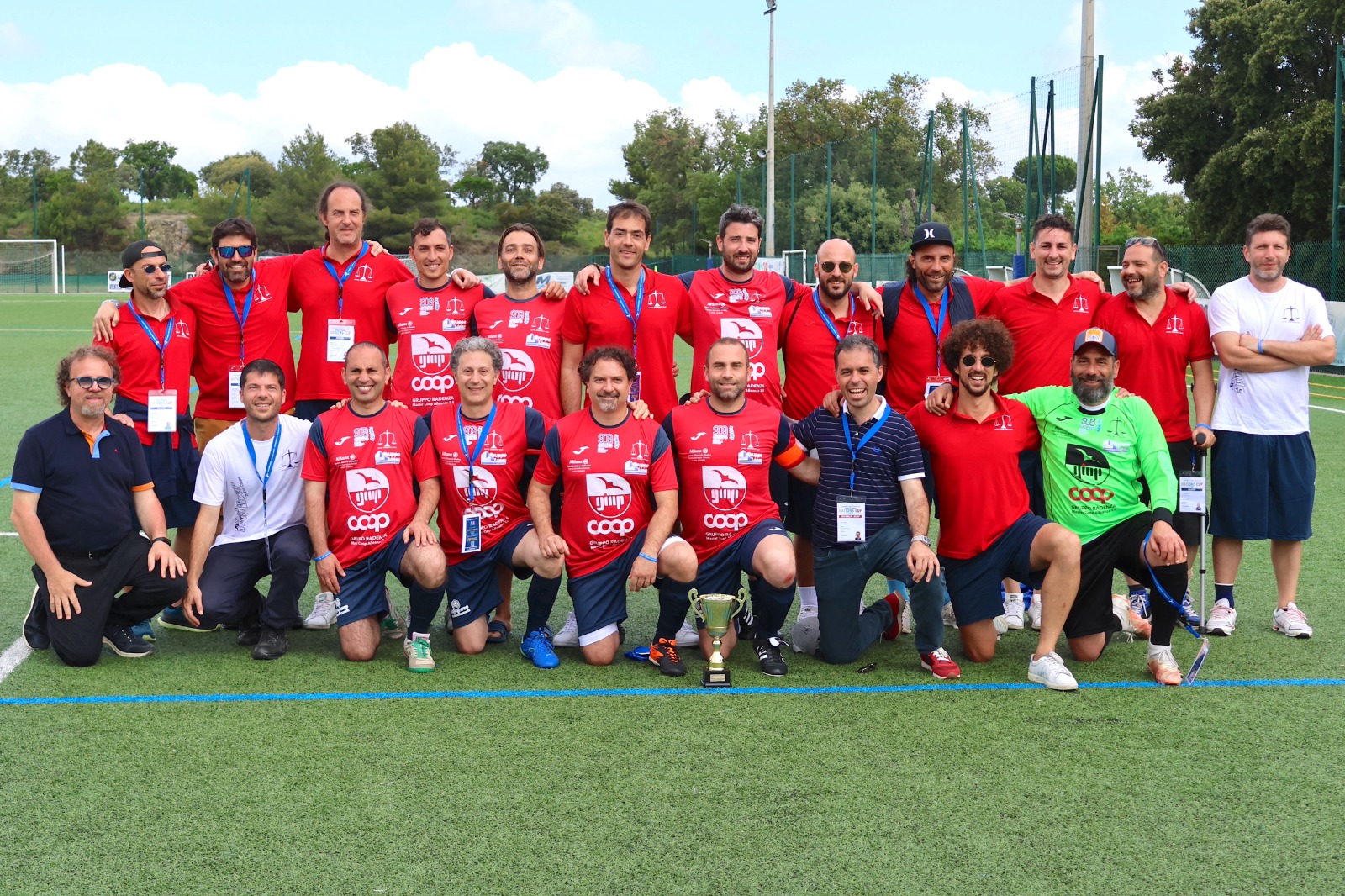 Calcio amatoriale: buon settimo posto per la Giustizia Iblea alla Nations Cup MundiAvocat di Saint Tropez