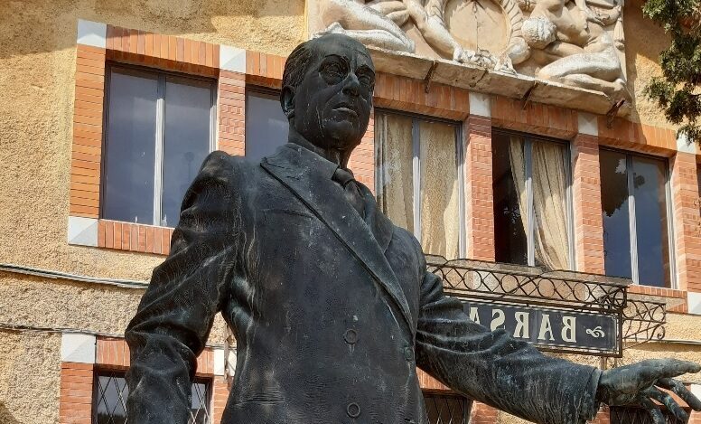 Statua Pennavaria a Ragusa: anche per il sindaco è inopportuna ma chiede il parere dei cittadini