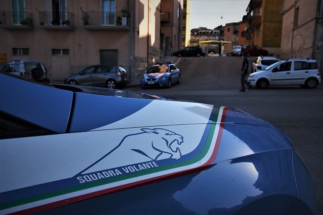 Tredicenne scomparsa a Forlì ritrovata a Ragusa dalla Polizia, voleva raggiungere una sua amica