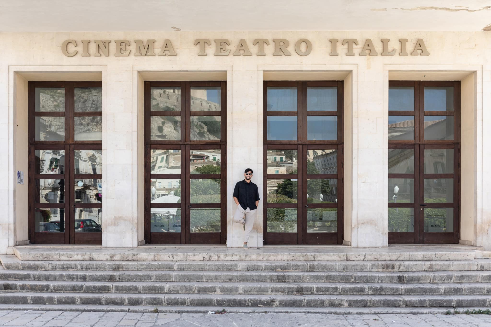 Scicli: affidata all’artista Giuliano Macca la reinterpretazione della hall del Cine Teatro Italia