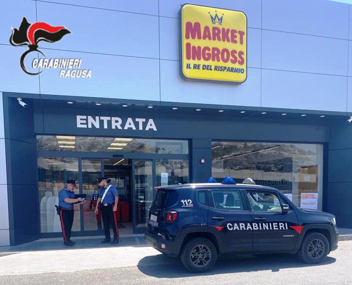 Rumeno violento e minaccioso davanti ai supermercati di Ispica, arrestato dai Carabinieri