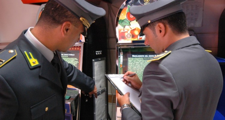 Videogiochi in bar a Donnalucata e serate danzanti a Modica: disposta chiusura per illeciti