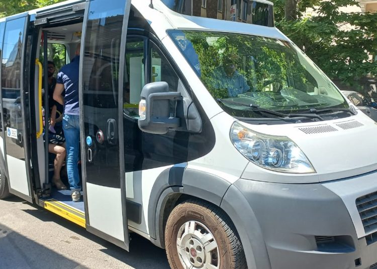 Scoglitti: da stasera parte il servizio di bus navetta, sarà attivo fino al 20 agosto