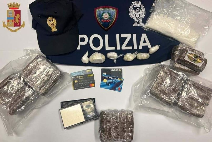 Comiso: ventiseienne in possesso di oltre 3 chili di droga pronta per lo spaccio, arrestato dalla Polizia