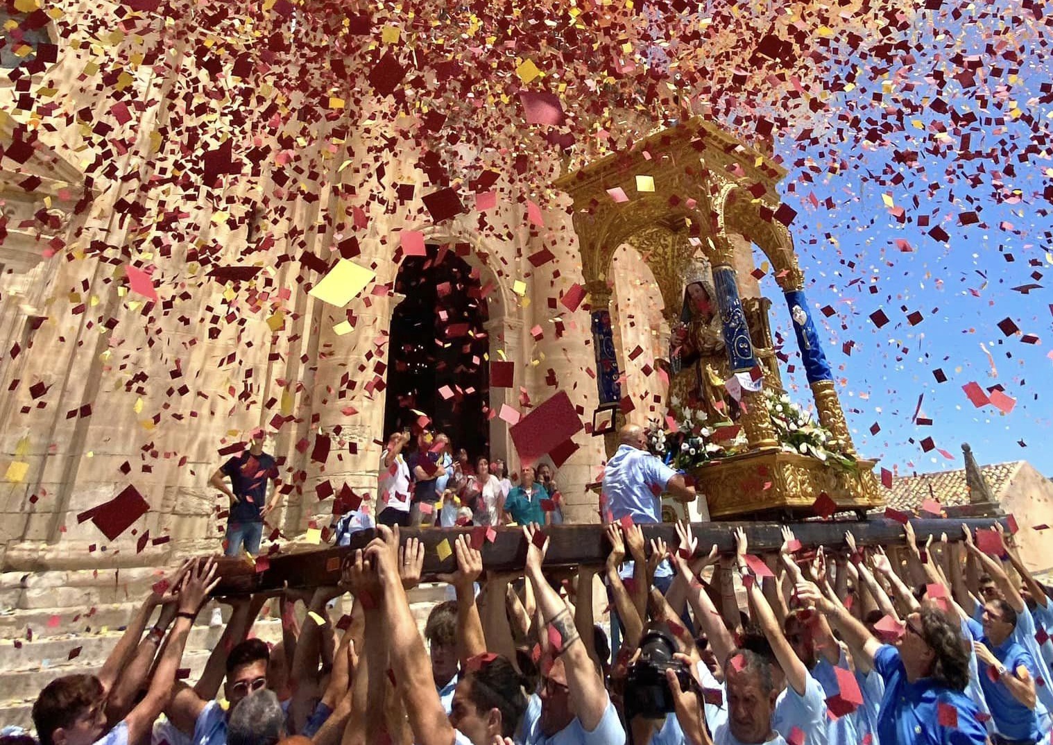 Giarratana in festa per la Madonna della Neve: oggi alle 12 la tradizionale “sciuta”