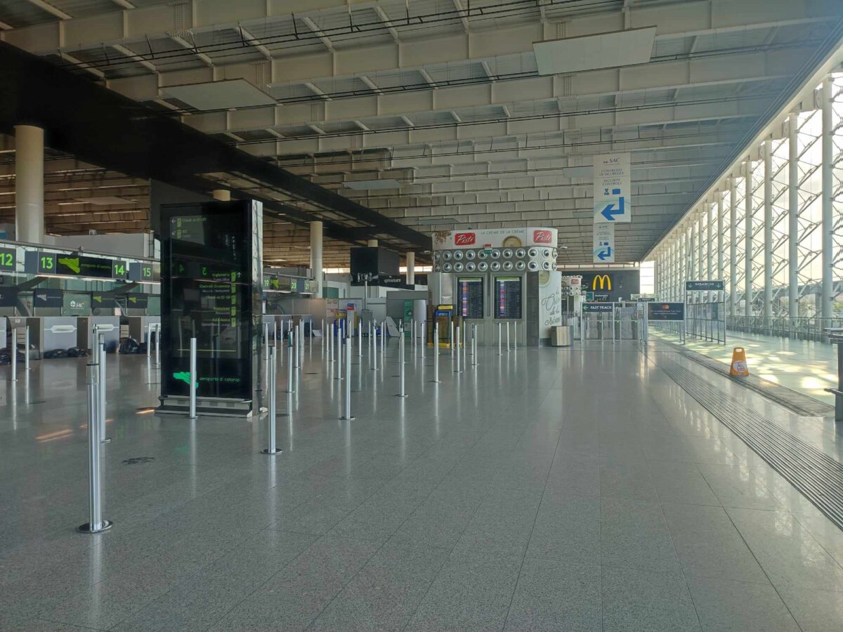 “Torna operativo il Terminal A dell’aeroporto di Catania”. Lo dice Schifani, ma il danno è fatto
