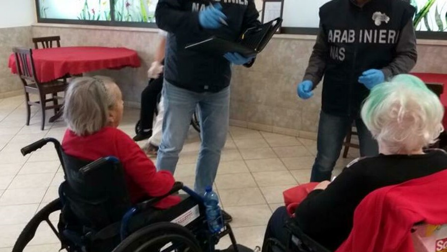 Carenze igienico sanitarie e strutturali, i Carabinieri del NAS chiudono tre case di riposo a Scicli e Pachino