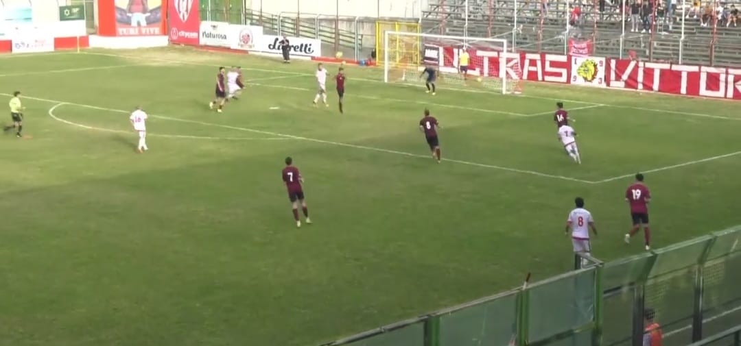 Il Vittoria FC va sotto di due reti, ma non demorde, la tripletta di Morra “ribalta” il Vizzini