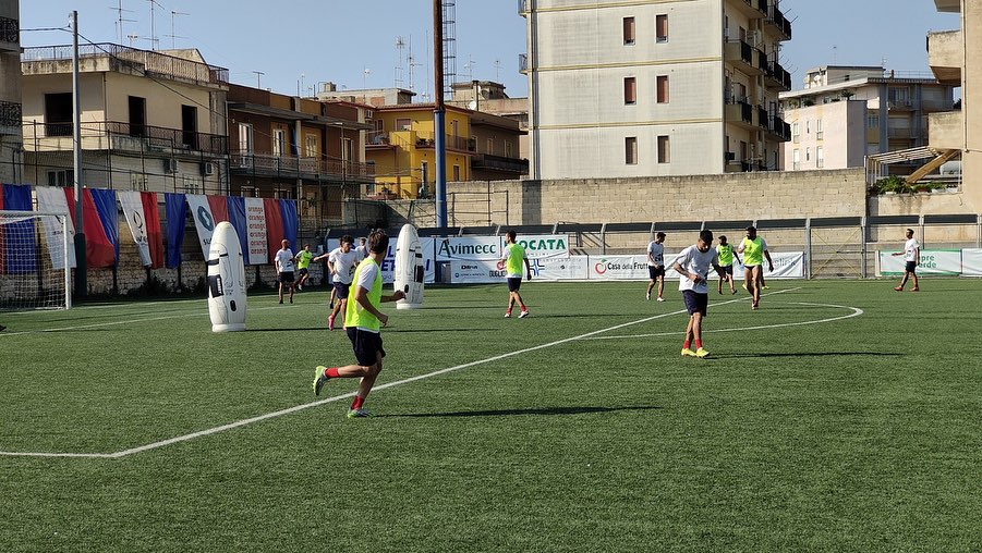 Il Modica Calcio a Calascibetta contro la Leonfortese per restare in vetta. Betta: “L’unione la nostra forza”