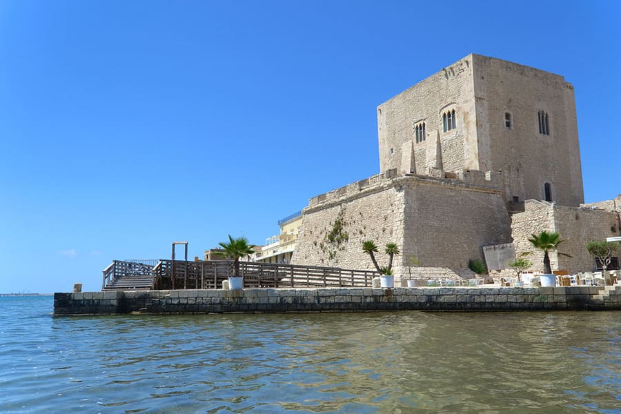 Pozzallo, restauro e valorizzazione della Torre Cabrera.  Entro 18 mesi la consegna dei lavori