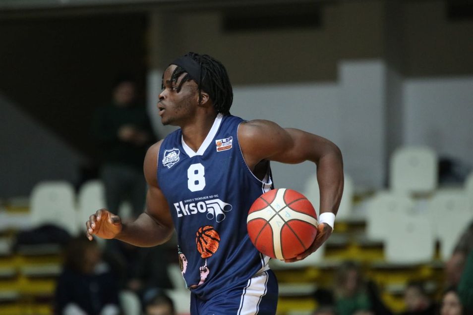 La Virtus Ragusa batte Piazza Armerina nel test match del “PalaPadua”, Simon: “C’è grande voglia di fare”
