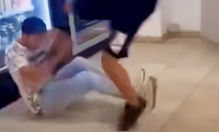 Divieto di accesso alle aree urbane per il giovane autore della violenta aggressione a Vittoria