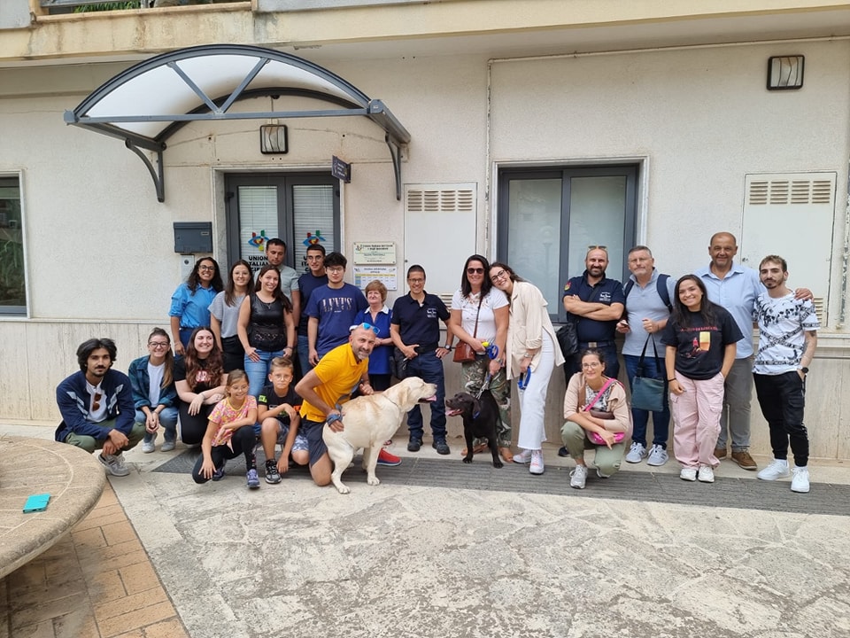 Ragusa, Scuola cani guida per ciechi: si rinsalda il rapporto tra l’Uici e il centro regionale Helen Keller