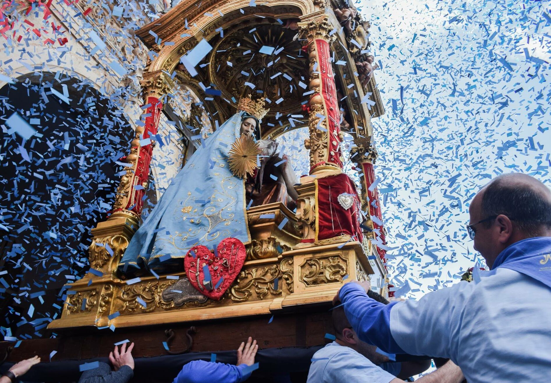 Nel vivo a Monterosso Almo, la festa di Maria Santissima Addolorata: domani “A scinnuta”