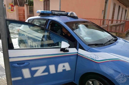 Ragusa: tentata rapina in un supermercato, ad agire due malviventi fuggiti a piedi, indaga la polizia