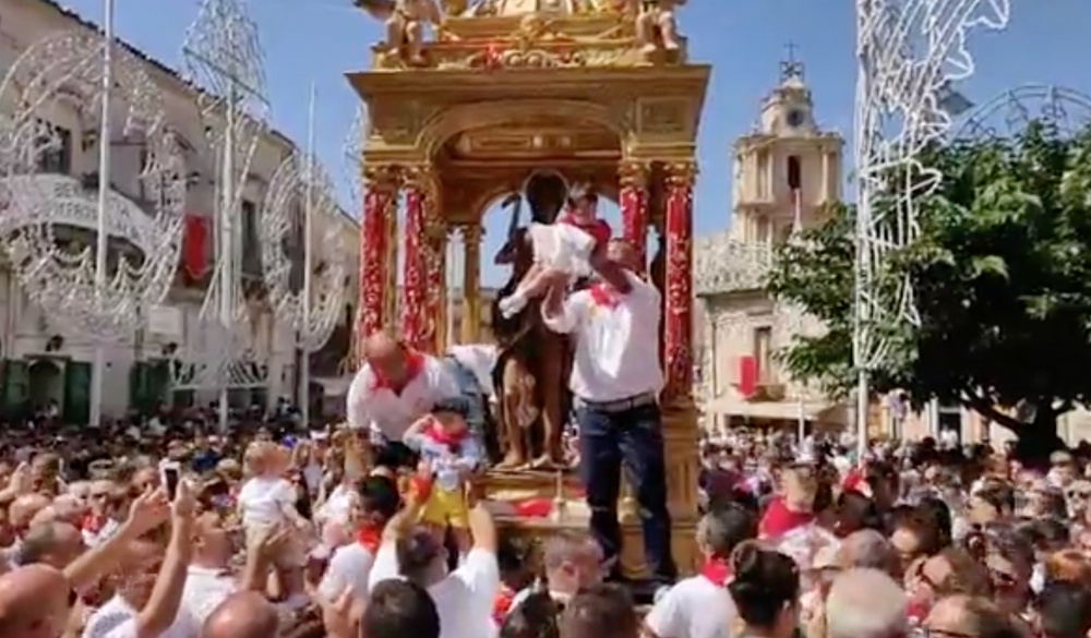 Pioggia di soldi per manifestazioni in sei comuni iblei