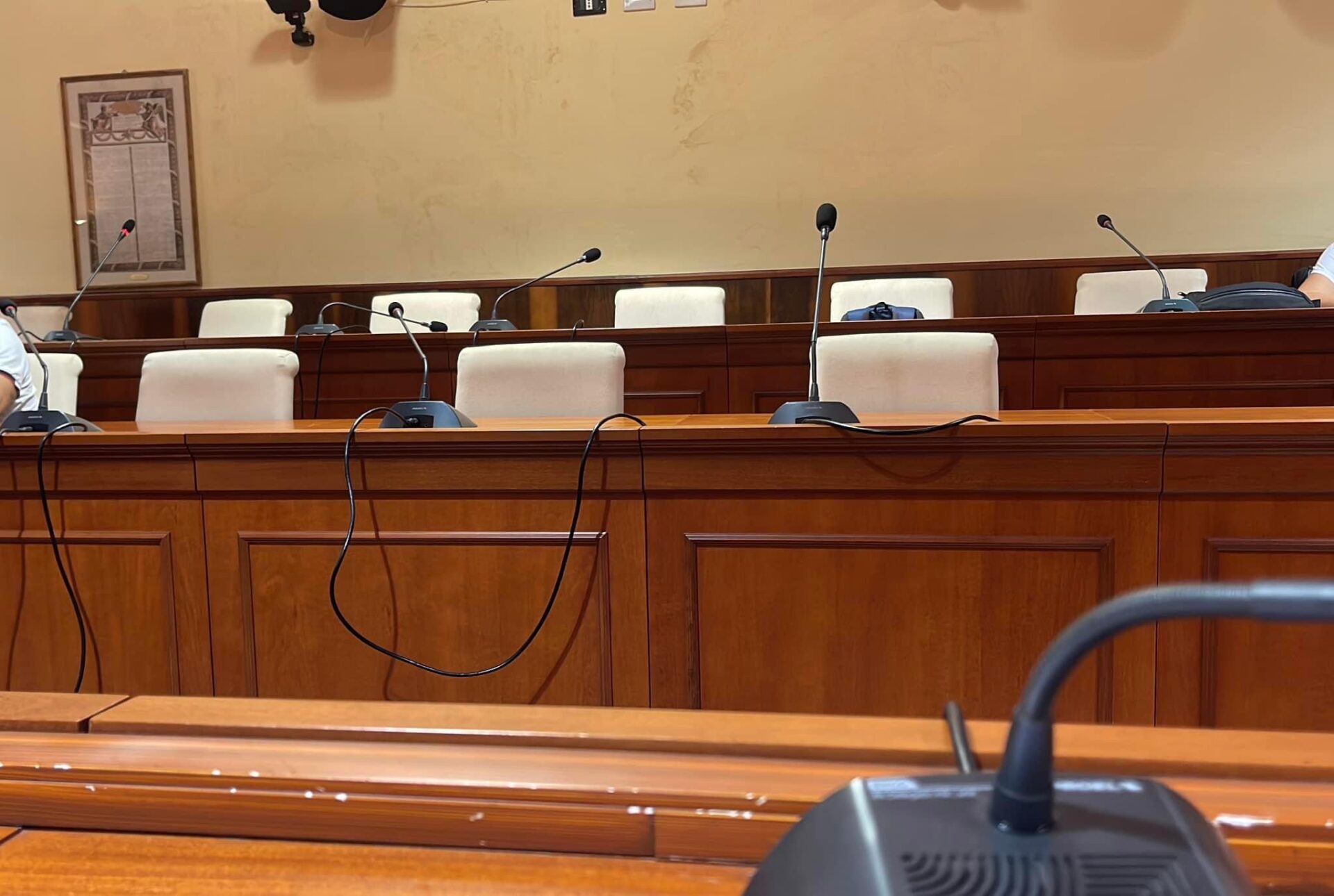 Vittoria: la maggioranza diserta il consiglio e l’opposizione boccia il rendiconto finanziario 2022