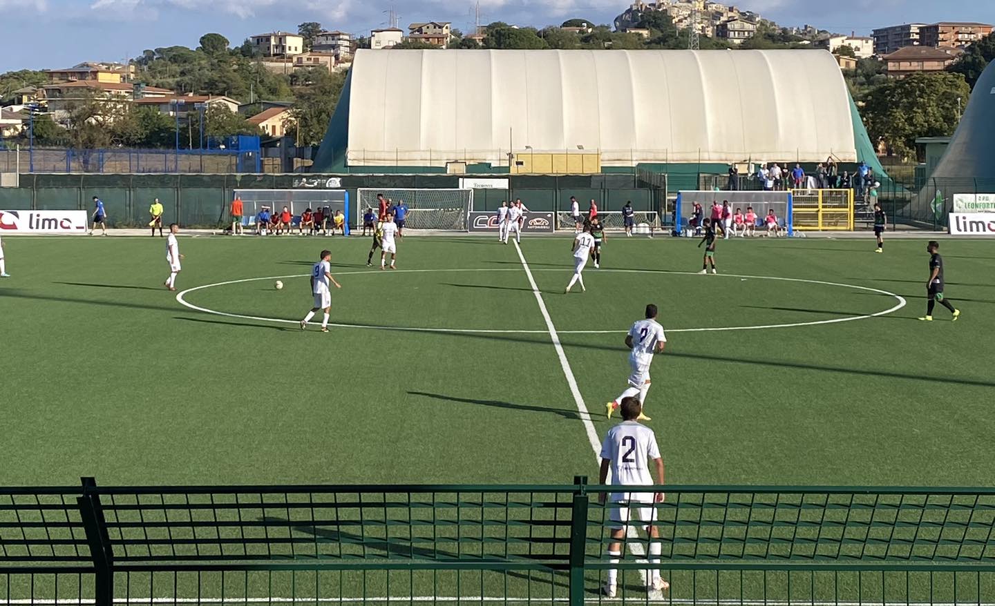 Primo stop stagionale per il Modica Calcio, i “tigrotti” sprecano tanto e sono puniti da una cinica Leonfortese