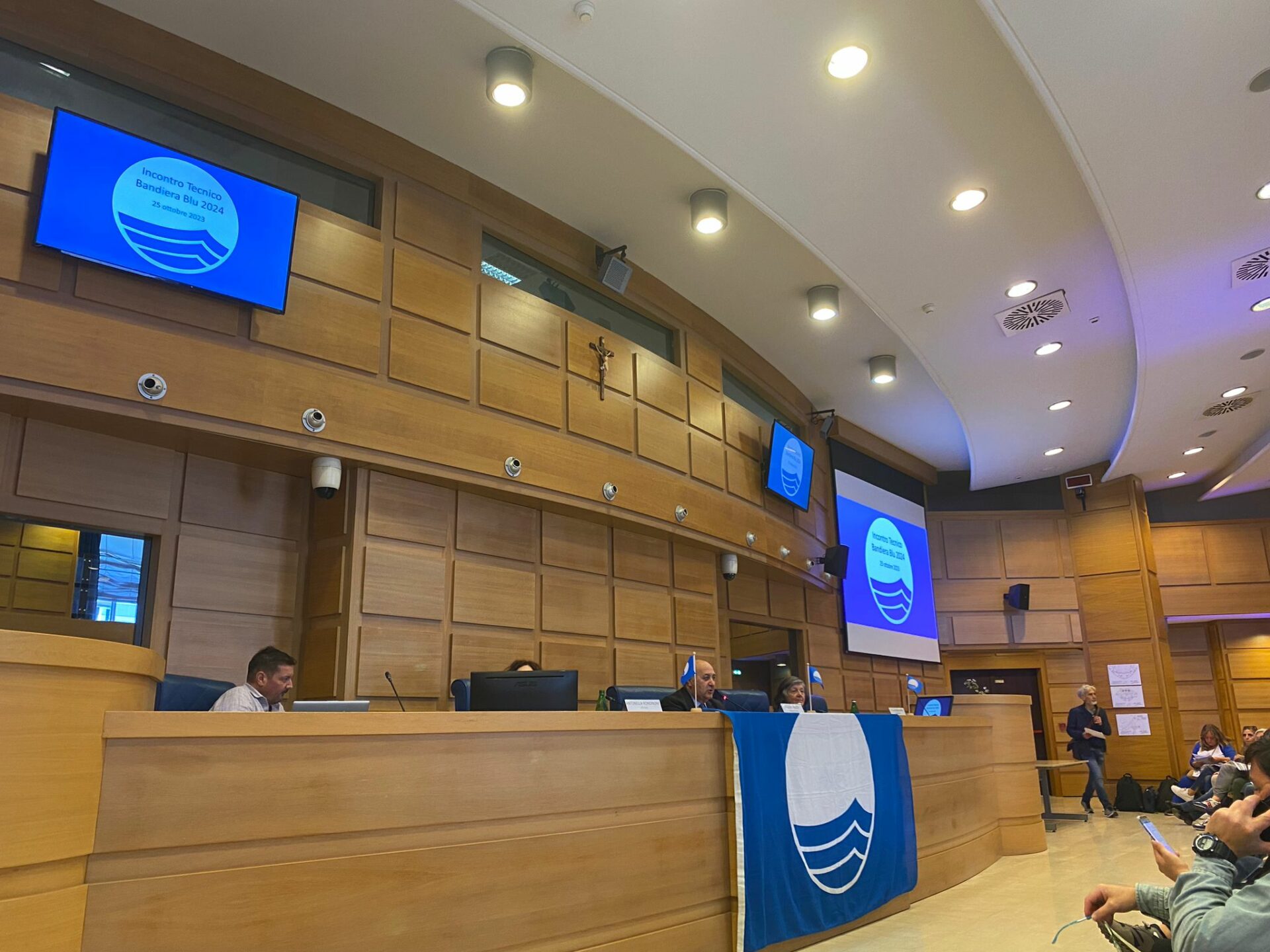 Bandiera Blu 2024: Modica cerca di riconfermare l’ambito riconoscimento, Scicli ci prova per la prima volta
