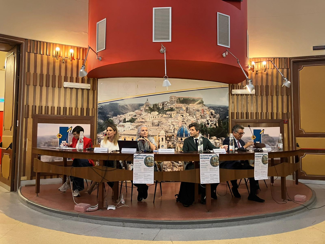 Ragusa: successo per l’evento “La città del petrolio. 70 anni si storia” organizzato dall’Archivio di Stato