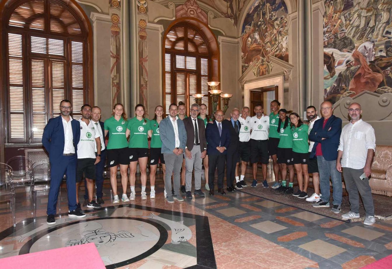 Passalacqua Ragusa: le “aquile” biancoverdi incontrano Prefetto e Vescovo