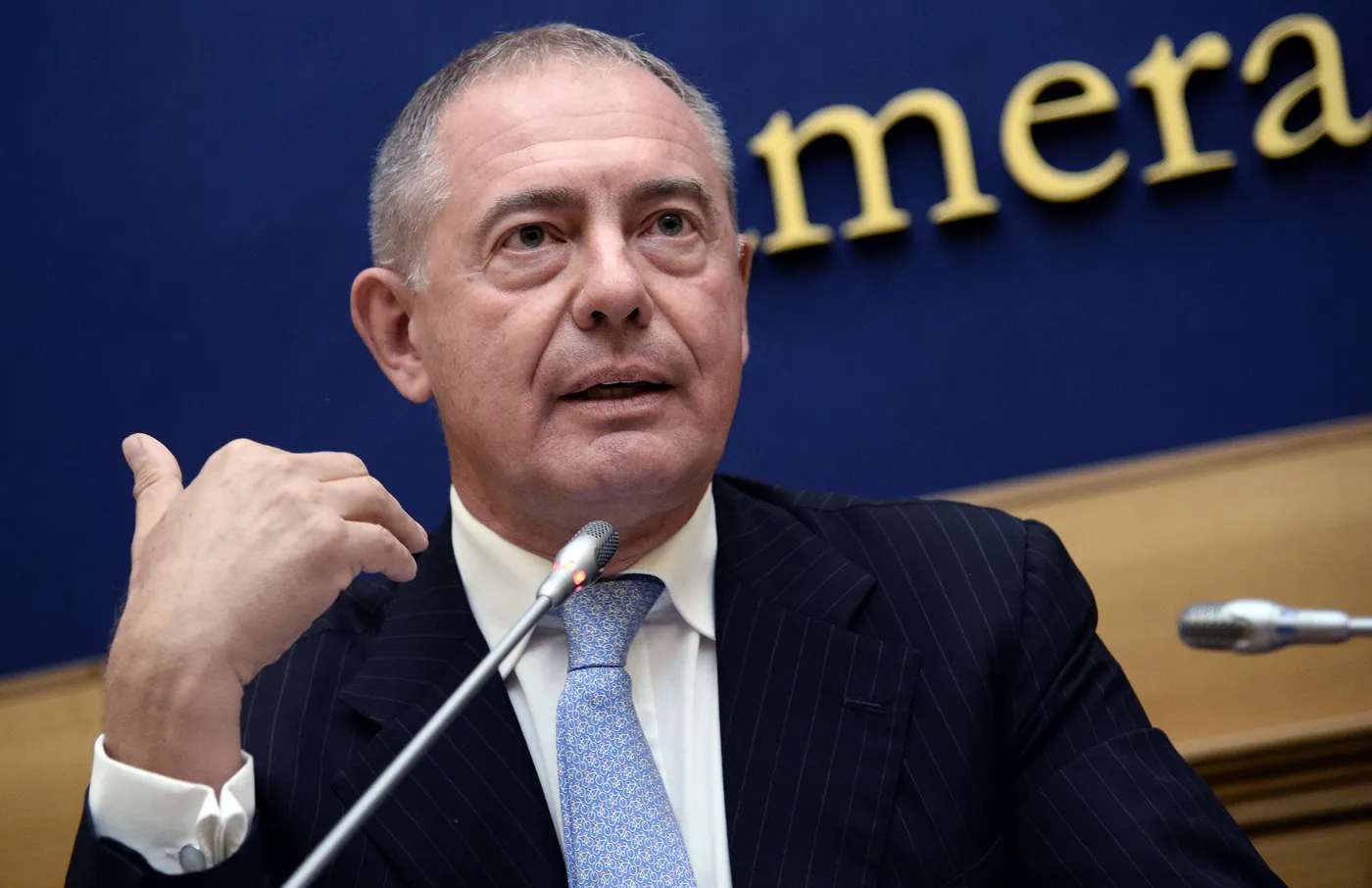Il Ministro Urso, annuncia:  “ Rottamazione ed incentivi auto per un miliardo nel 2024”