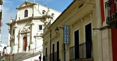 Controllo del territorio per le festività, i carabinieri di Ragusa arrestano una persona, due denunciate