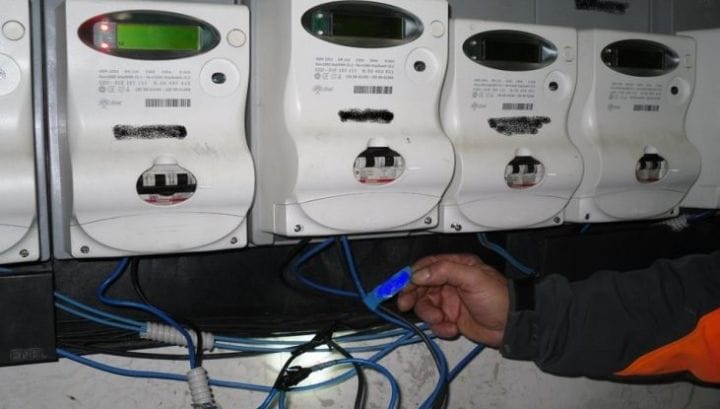 Rubavano energia elettrica truccando i contatori: 3 algerini arrestati dai carabinieri a Vittoria