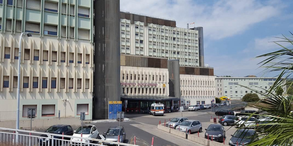 Vittoria: Scoppia termosifone alla scuola “Rodari”, bambina finisce al reparto grandi ustioni a Catania