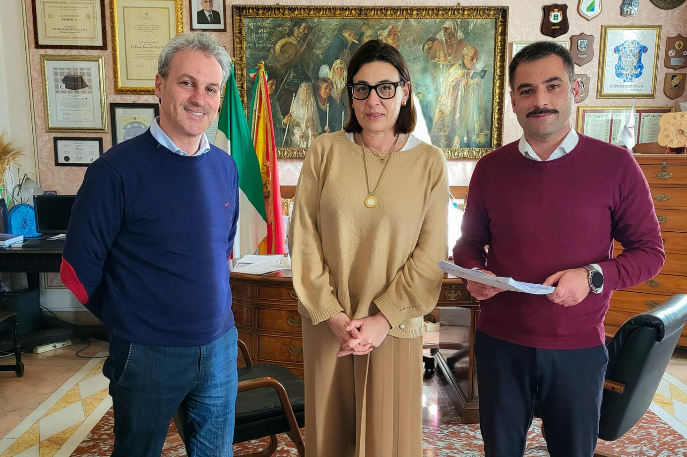 Modica: 800 firme di operatori e cittadini per una nuova idea del Centro storico. L’amministrazione: “Sperimenteremo”