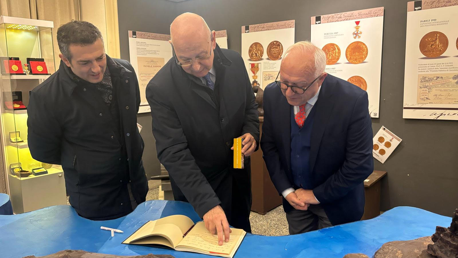 Il Generale della Guardia di Finanza Rosario Lorusso in visita privata al Museo del Cioccolato di Modica