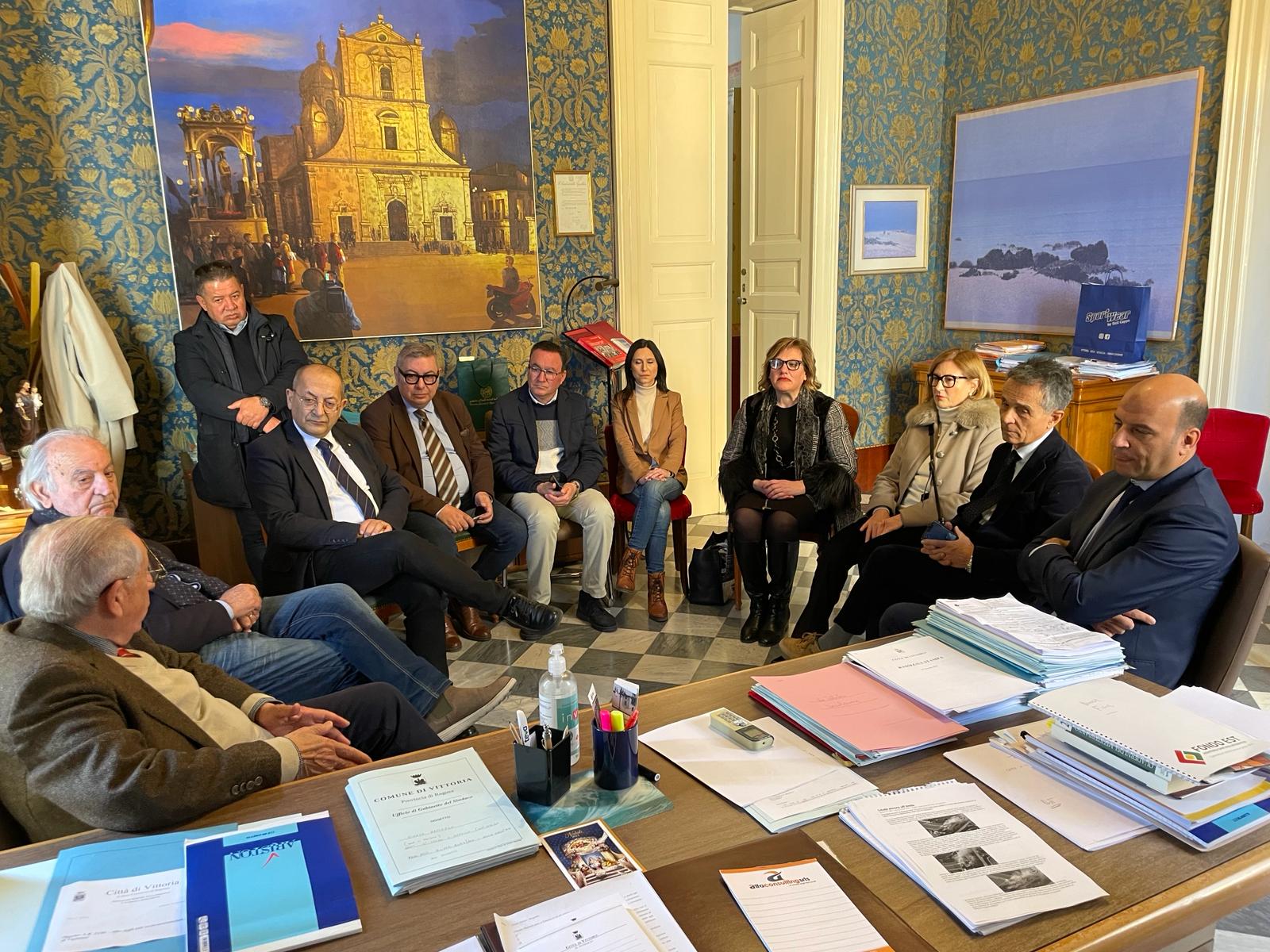 Il Console Generale di Algeria in visita al Comune di Vittoria e dal Prefetto di Ragusa