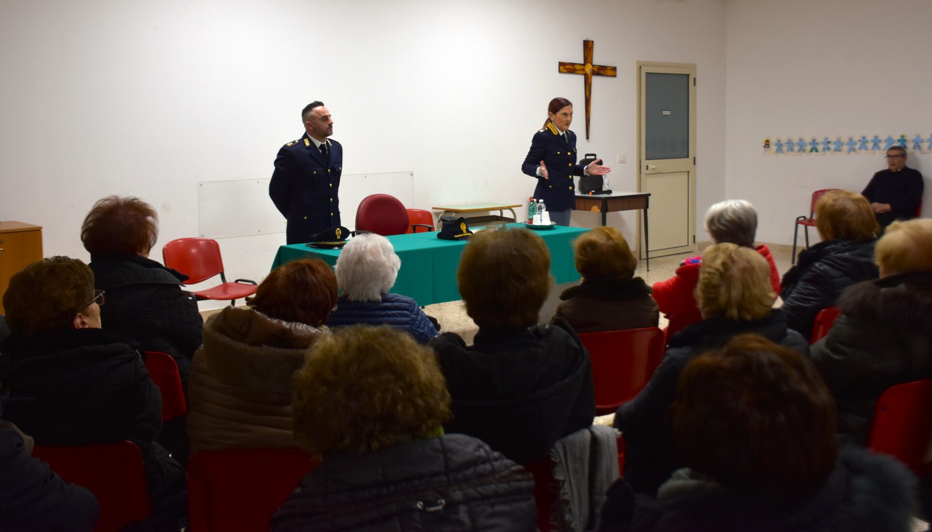 Ragusa: Al via la campagna sicurezza della polizia per gli anziani