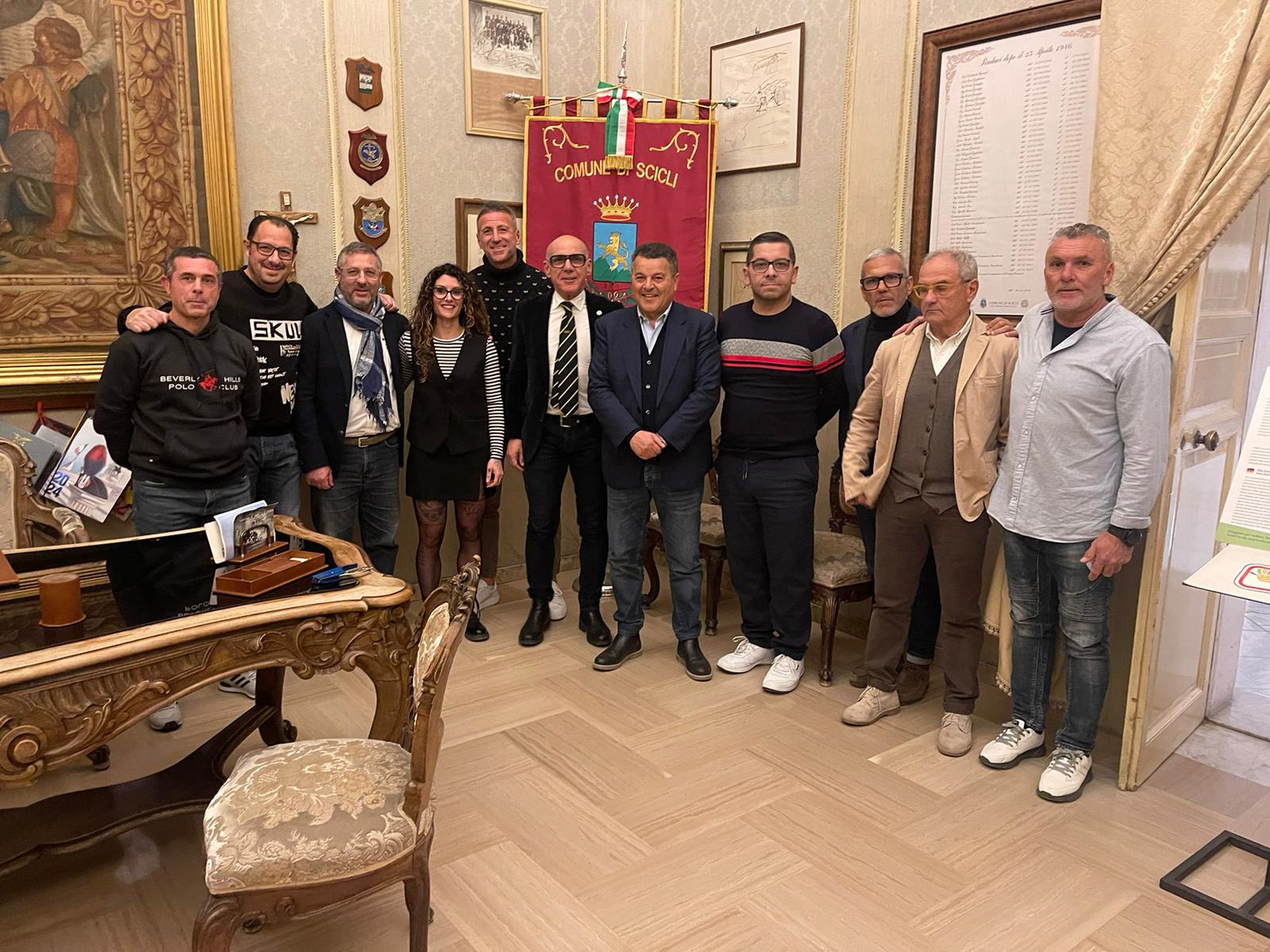Undici arbitri formati dal Csen Ragusa ricevuti dal sindaco di Scicli