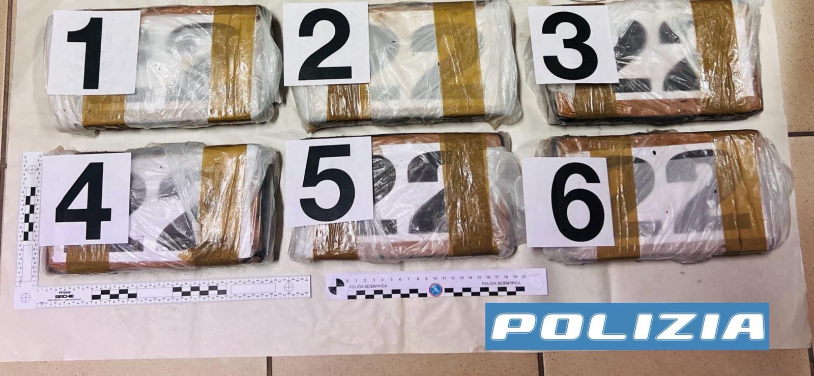 Cocaina per oltre 1 milione di euro: coniugi arrestati a Chiaramonte Gulfi