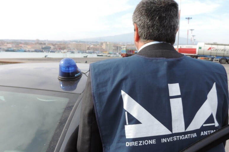 DIA confisca beni per 3milioni a imprenditore nel ragusano. Operava nel commercio di materie plastiche