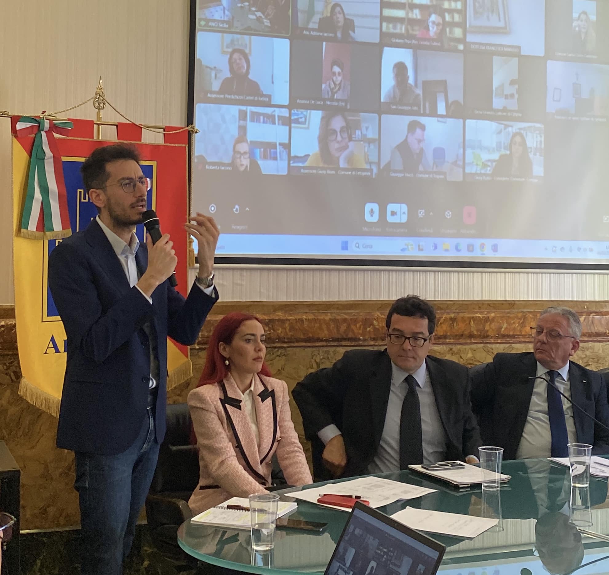 Ragusa, l’assessore Simone Digrandi lascia il Consiglio. Gli subentra Salvatore Battaglia