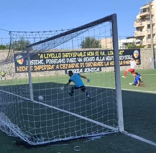 Il Modica corsaro a San Teresa Riva, la doppietta di Palermo manda la Jonica k0 e blinda i playoff
